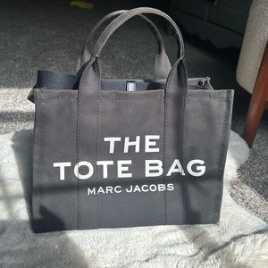 Marc Jacob’s tote bag